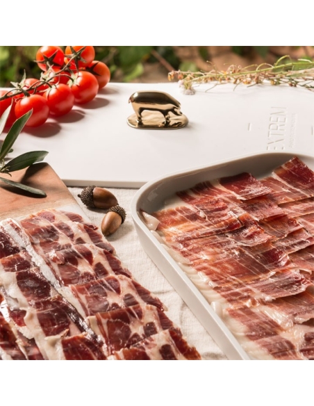 Gift Box with 30 Packs of 100% Iberian Acorn-Fed Ham – Hand-Carved
