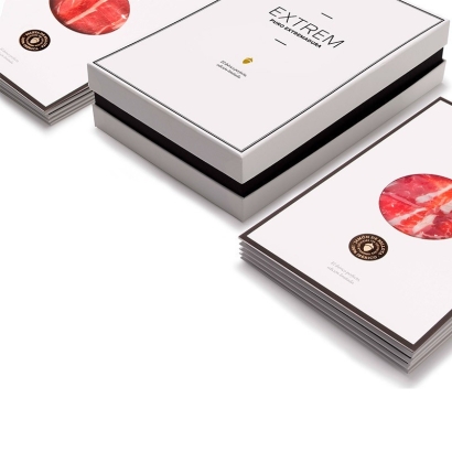 Gift Box with 10 Packs of 100% Iberian Ham and Iberian Shoulder – Gourmet Selection