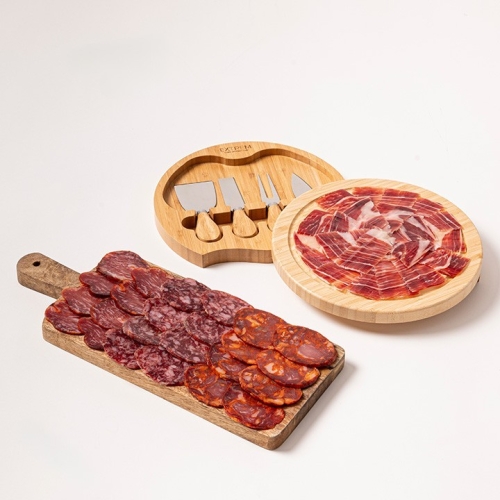 Gourmet Iberian tasting gift box with 6 hand carved  premium products + 1 free shoulder pack