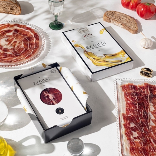 Gourmet Iberian tasting gift box with 6 hand carved  premium products + 1 free shoulder pack