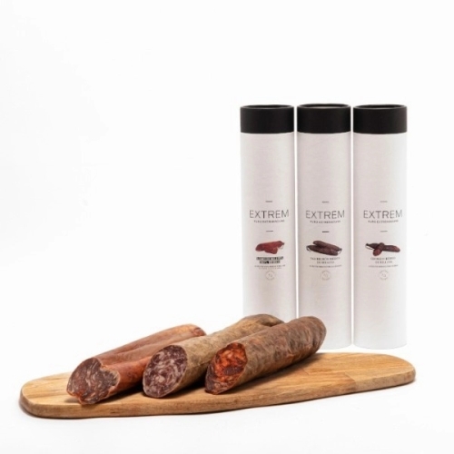 Cofre premium con 3 medias piezas de Lomo, Chorizo y Salchichón